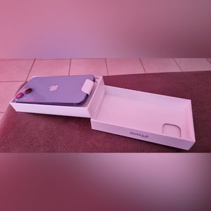 iPhone 14 got it for someone for Christmas but they f’d up and I want it gone.